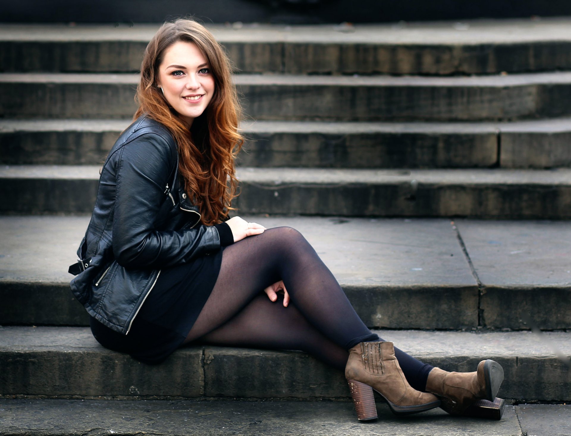 hebdomadaire imogen londres photo-shoot regard jambes sourire