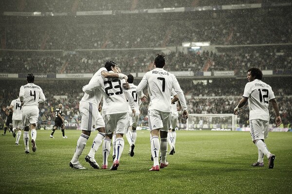 Gol de la victoria del real Madrid . Equipo de fútbol