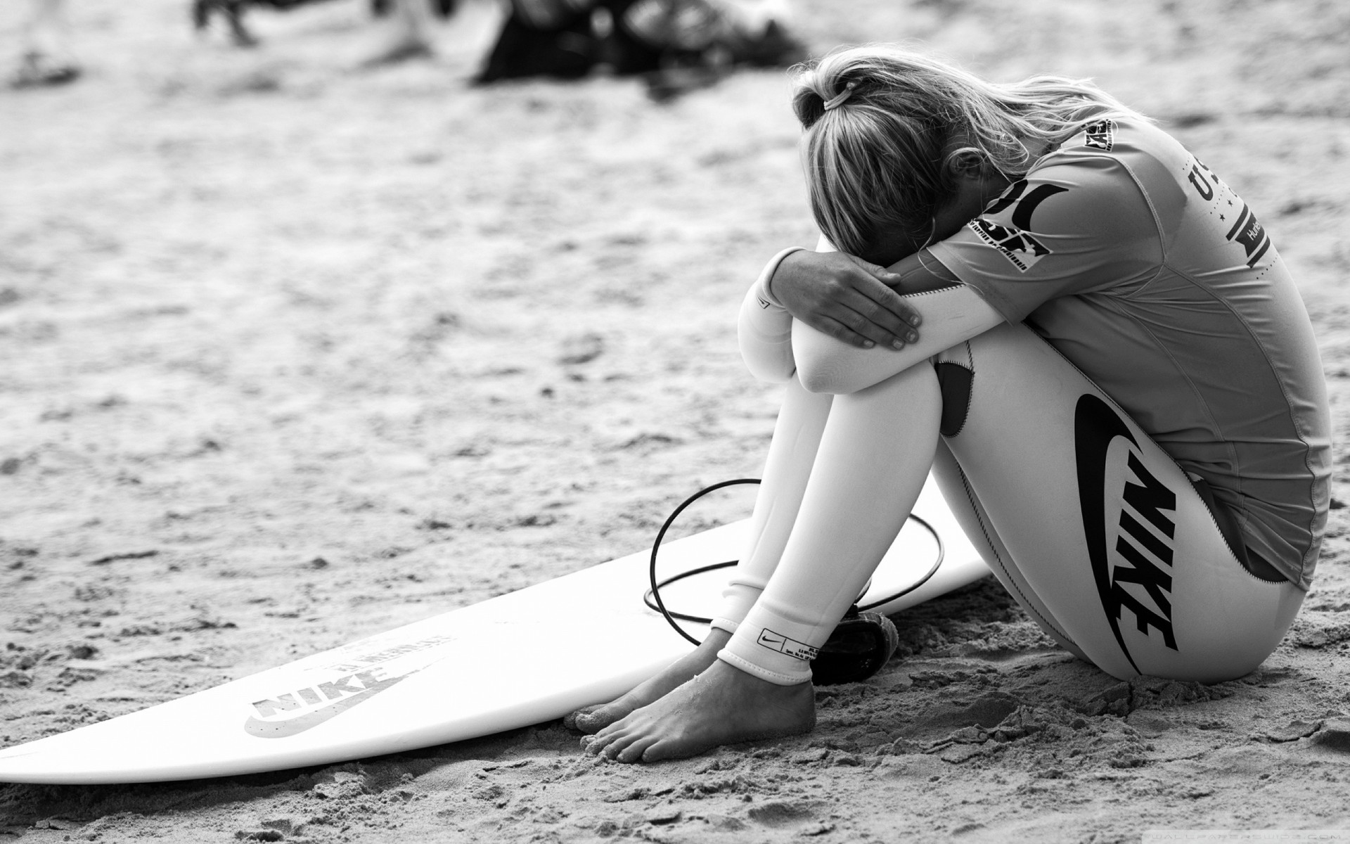 surfing plaża dziewczyna