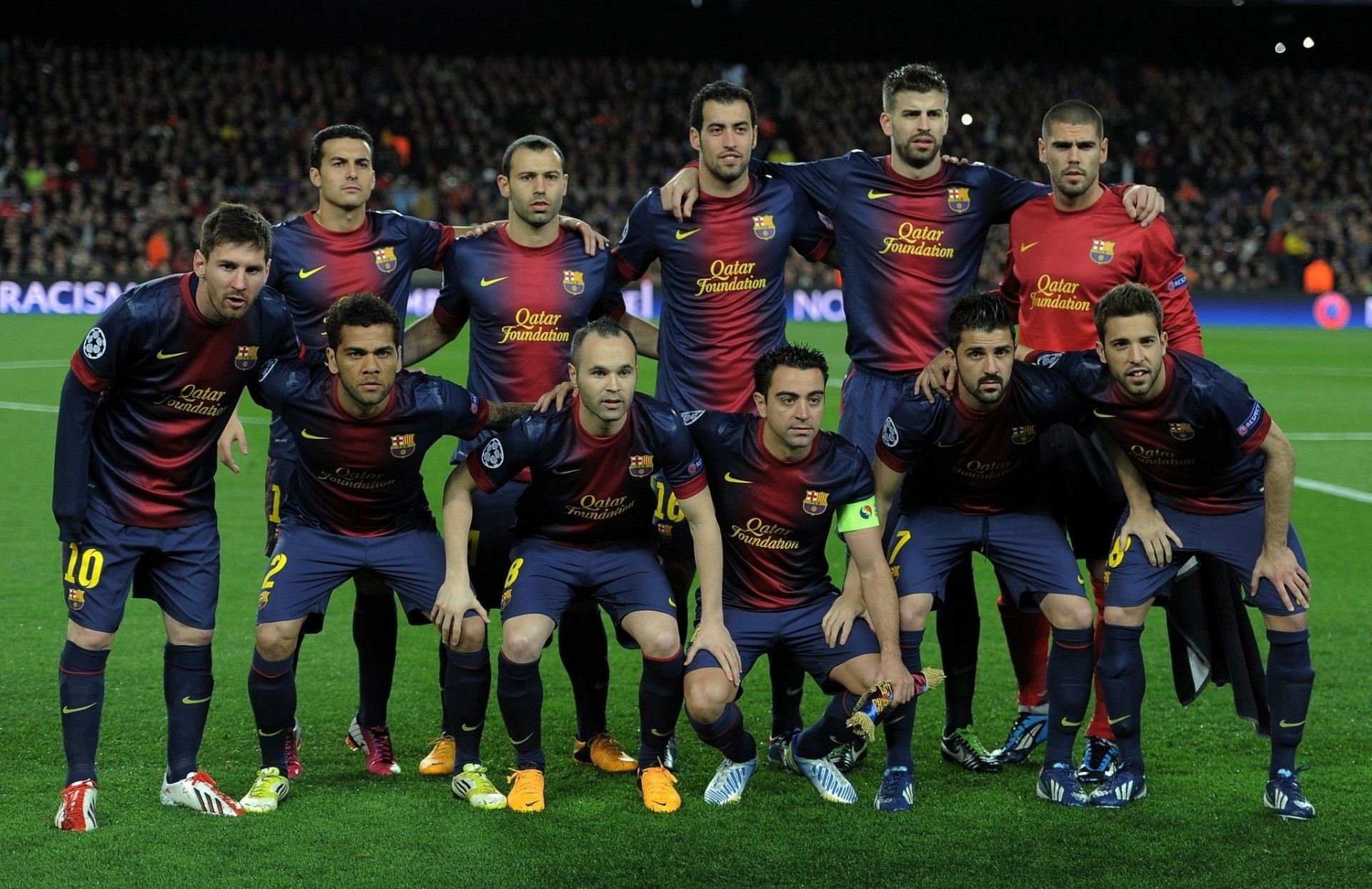 david villa victor valdes andres iniesta javier mascherano lionel messi kompozycja xavi daniel alves piłka nożna gerard piqué jordi alba barcelona sergio busquets alba sport