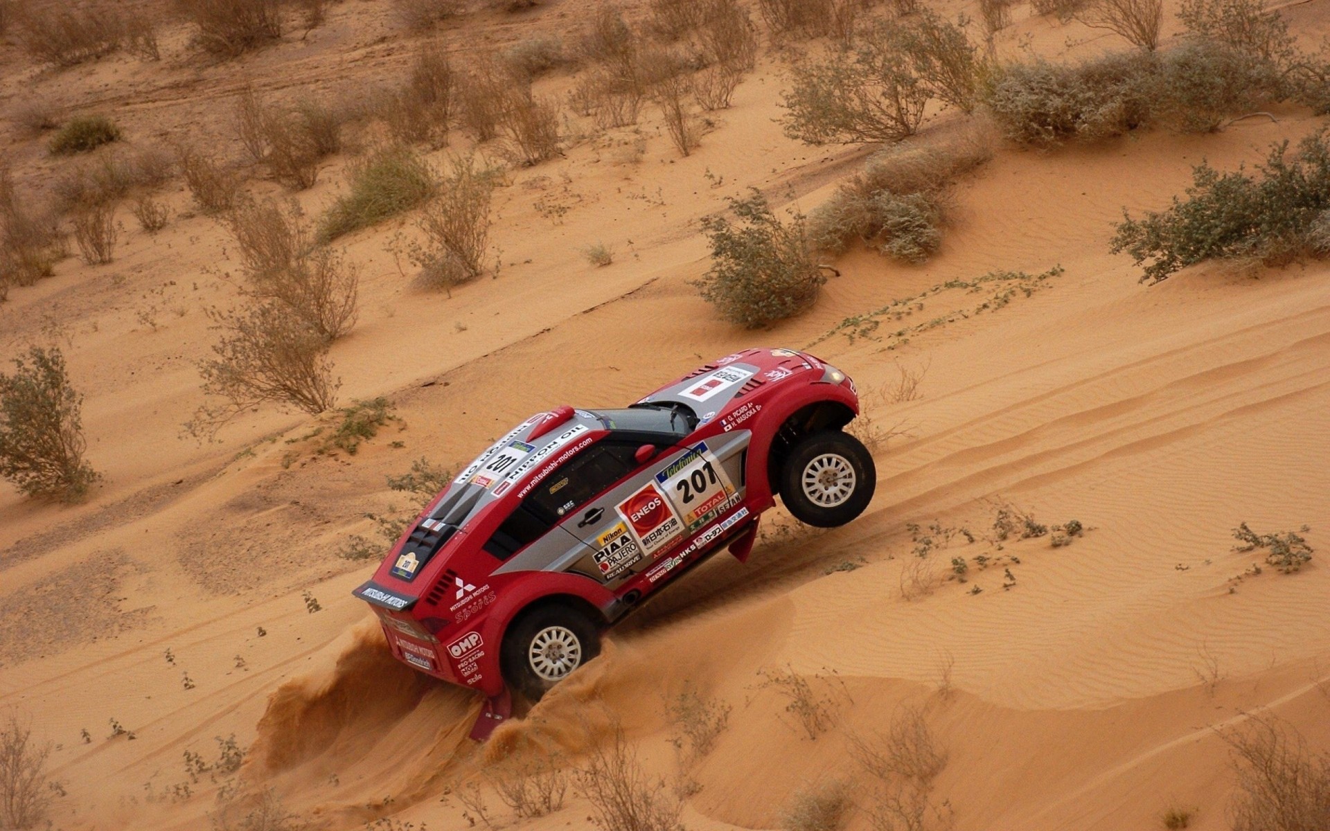 arena mitsubishi desierto coche deportivo competición dakar carrera