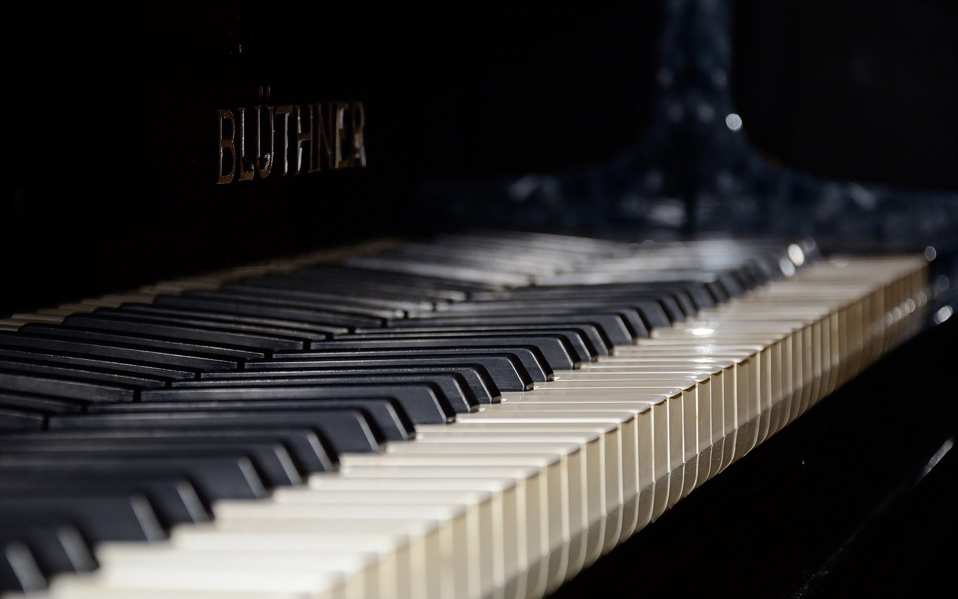 piano macro music