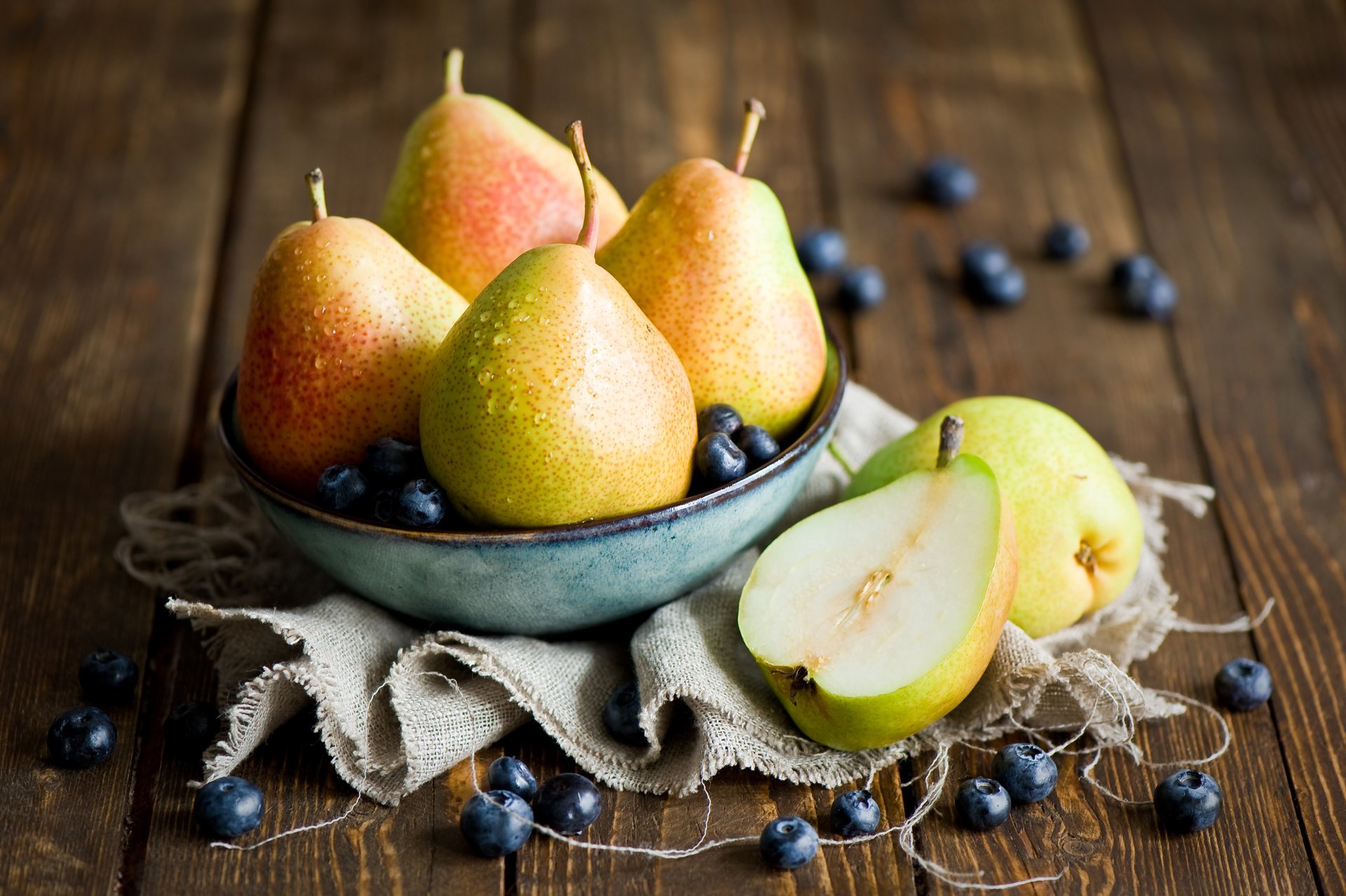 pears berries blueberries blueberries dishes fruit