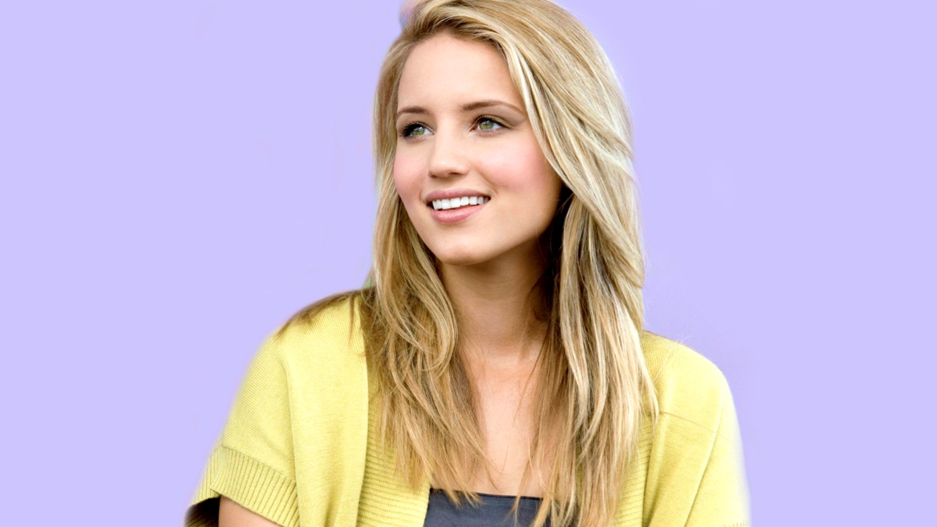 dianna agron blond blick lächeln gesicht