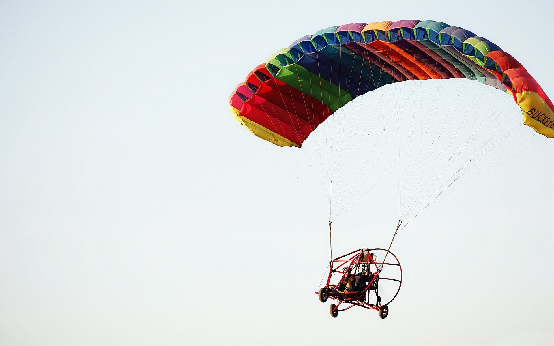 aile deltaplane moteur parachute ciel hélice