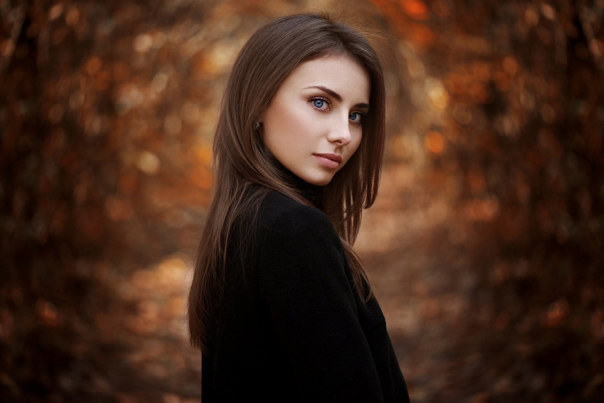 natalie jesienny portret naturalne światło bokeh