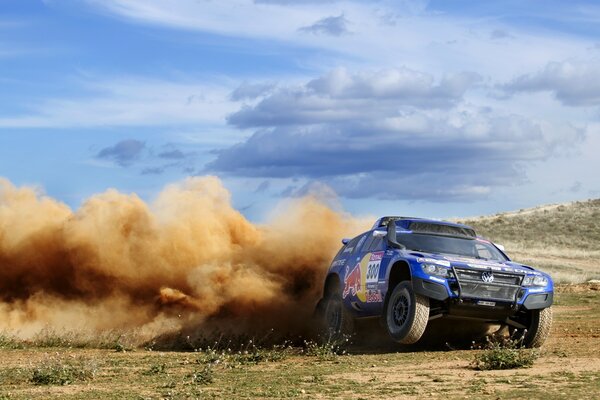 Carreras de coches en el desierto