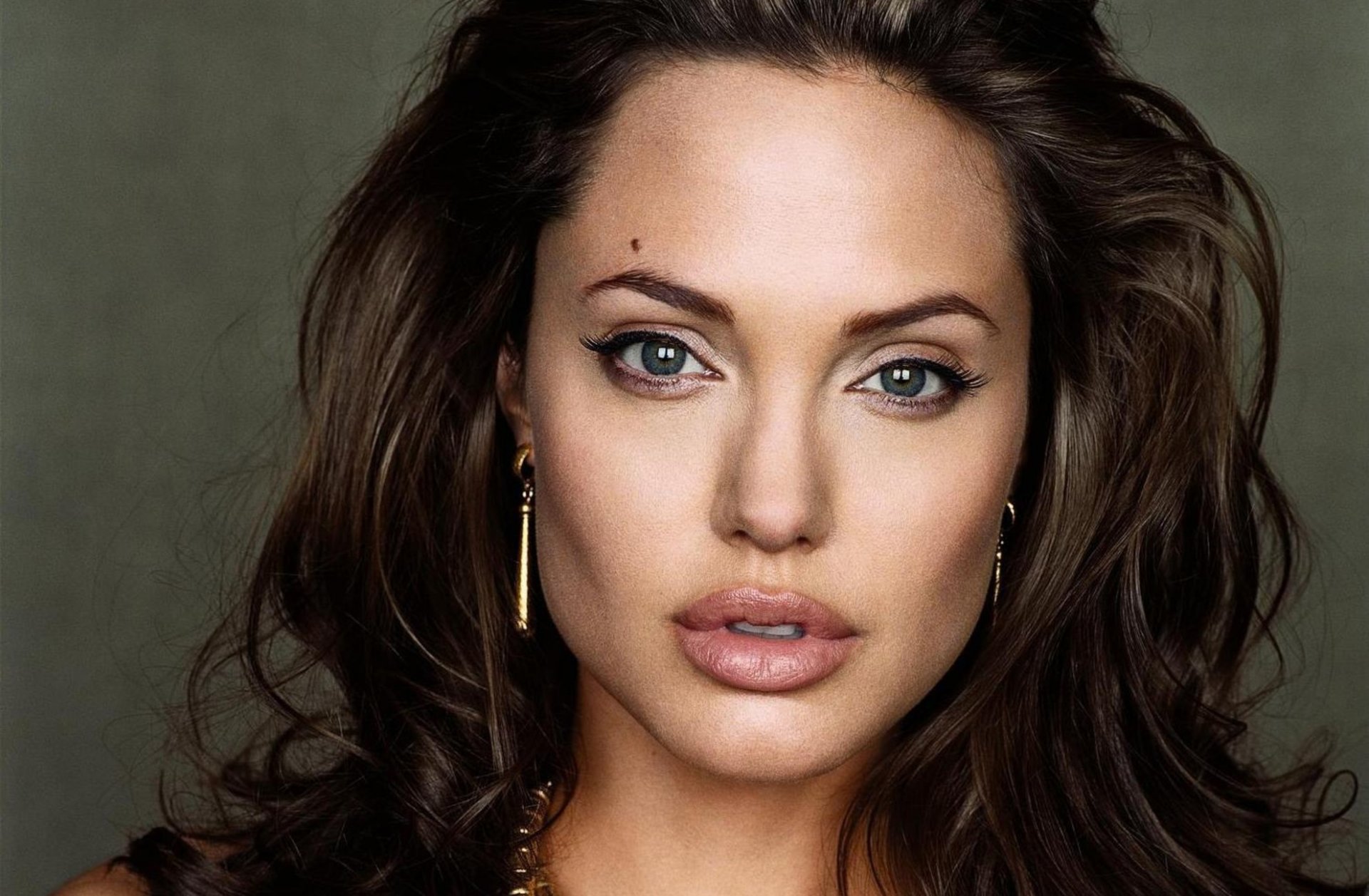 angelina jolie actrice