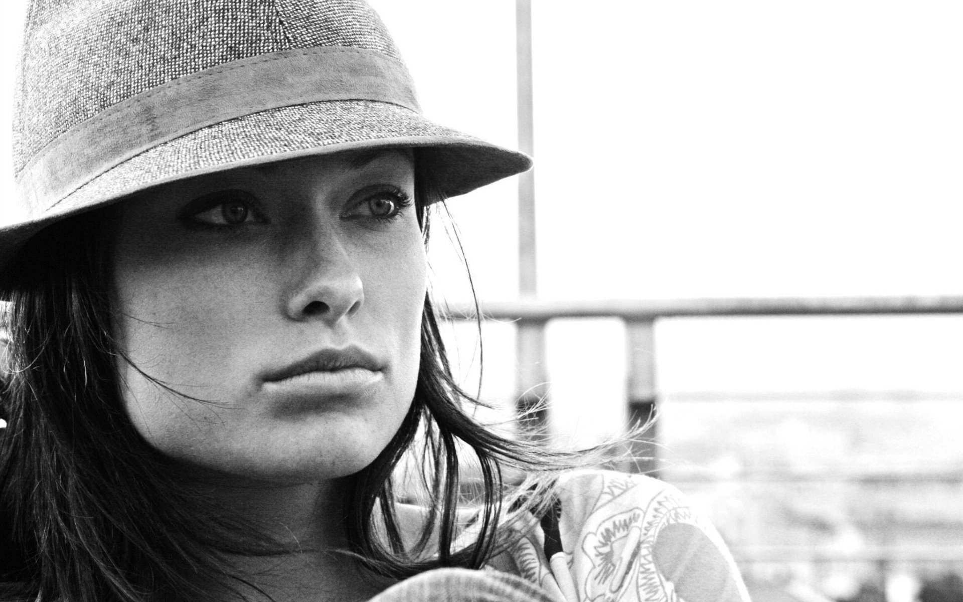 olivia wilde girl babe actress face hat black and white background