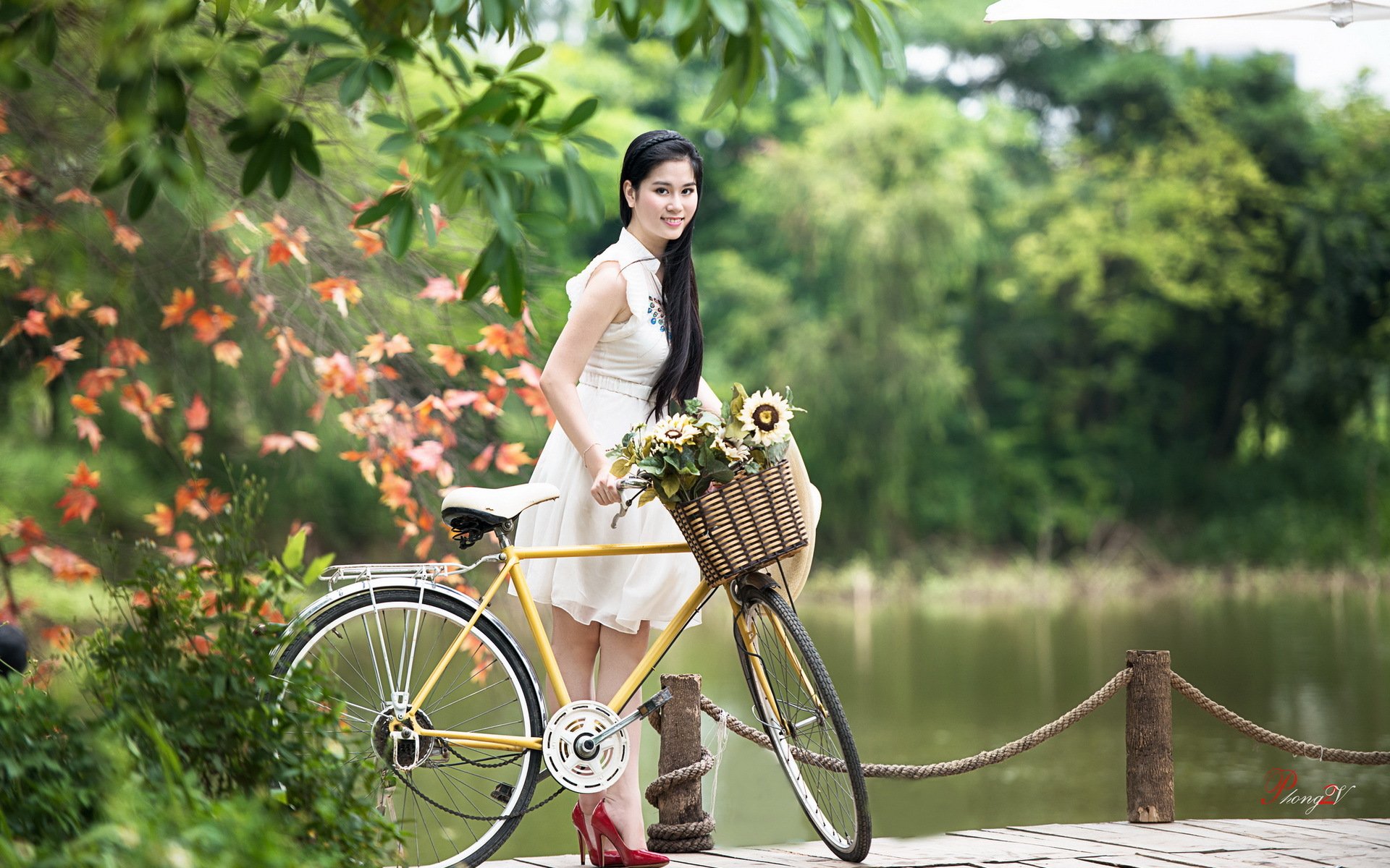 girl asian bike