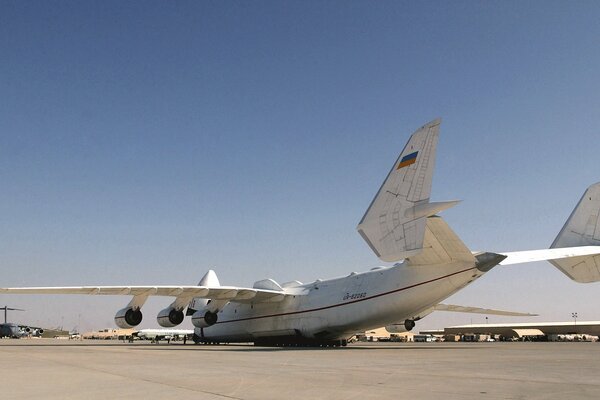 Największy samolot towarowy Mrija