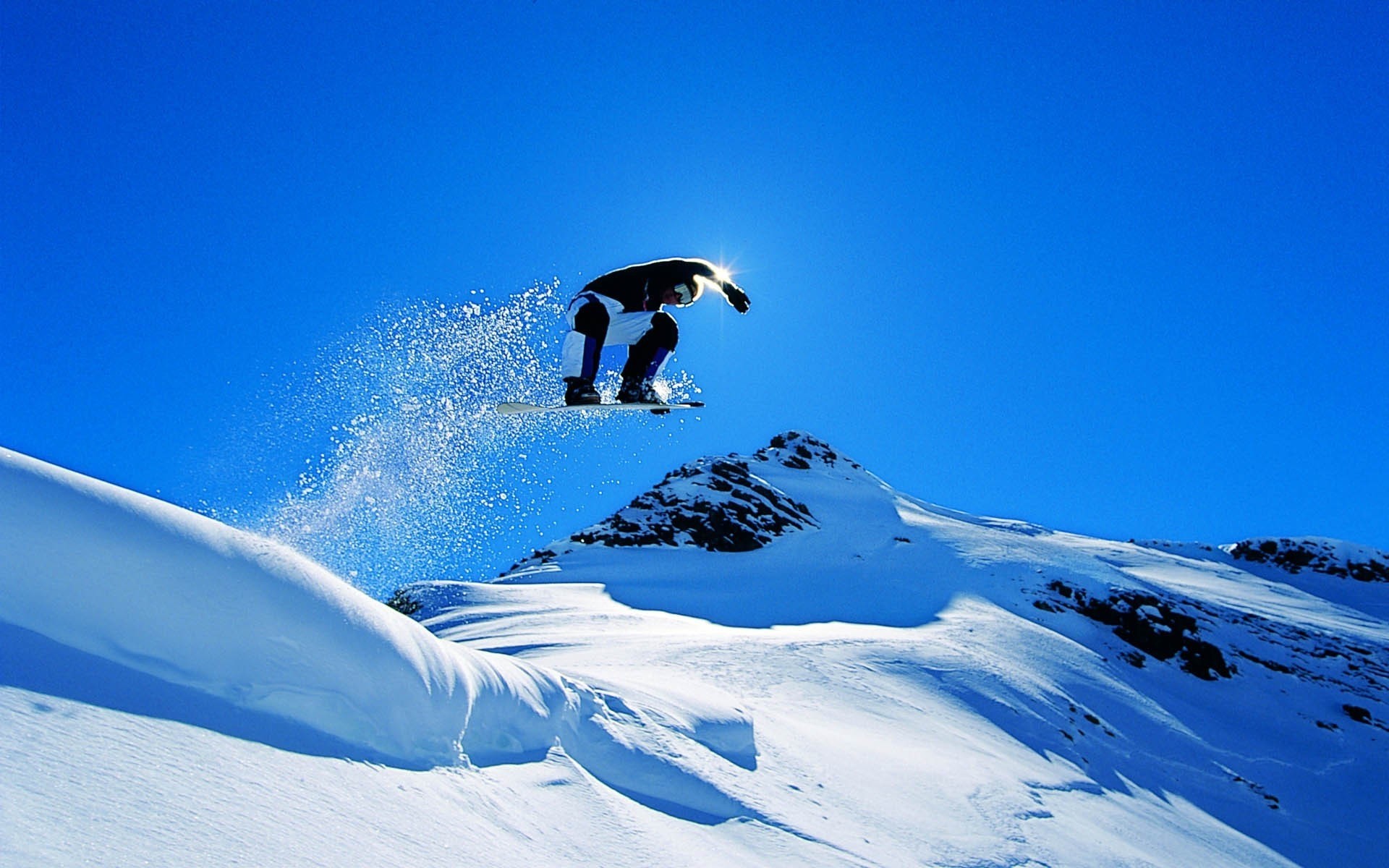 snowboard blu sport neve montagna