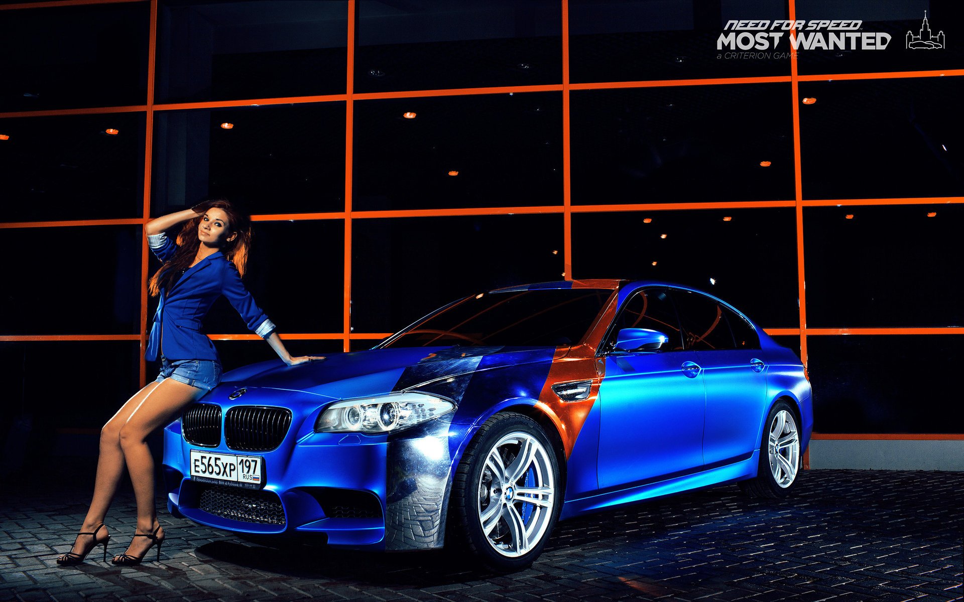 синяя nfs bmw m5 ножки бмв девушка most wanted smotra