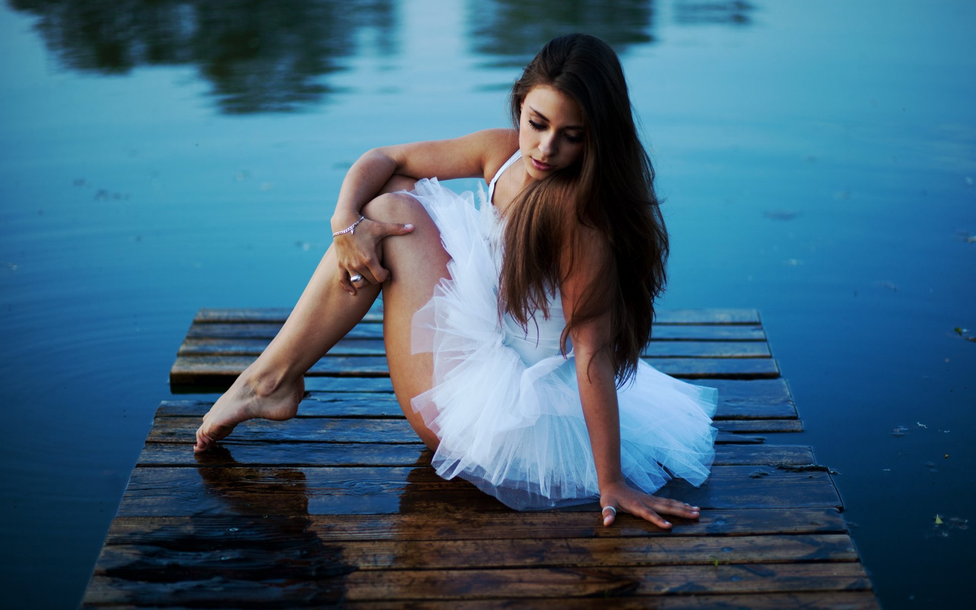 girl lake background