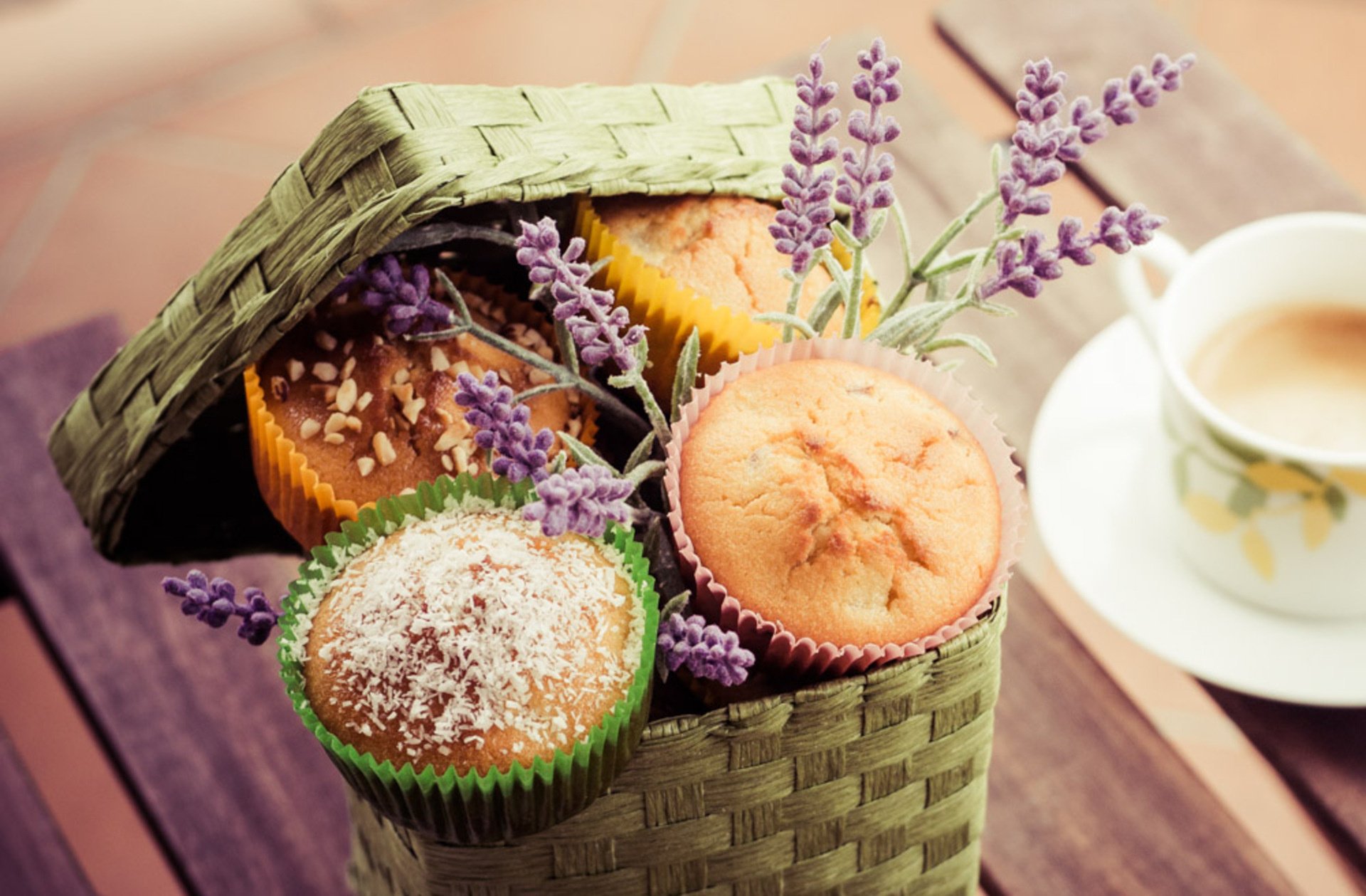 comida lavanda postre torta taza café dulce