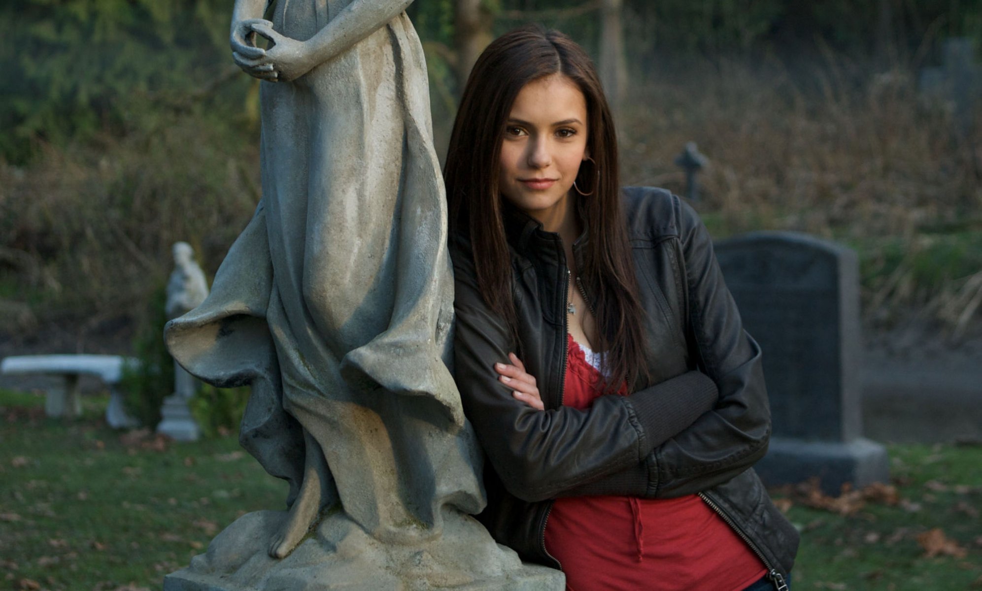 nina dobrev girl actre