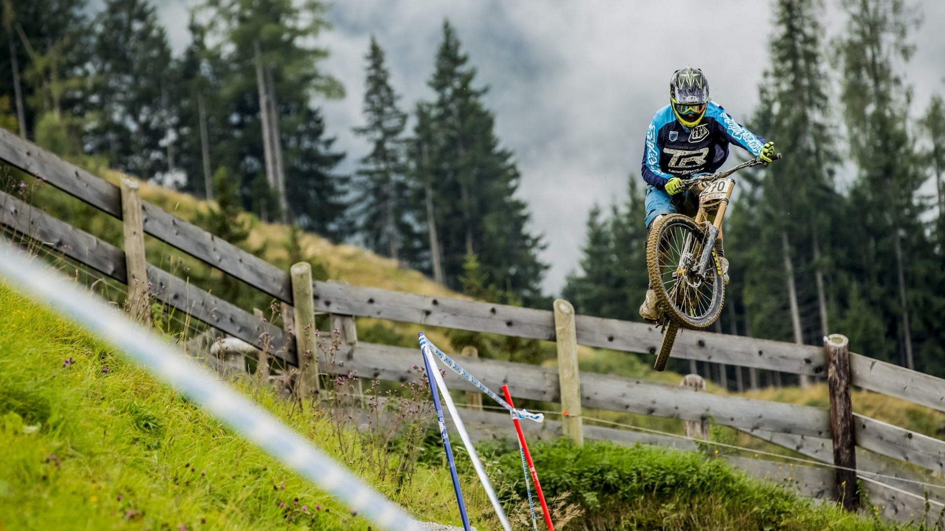 carrera deporte bicicleta