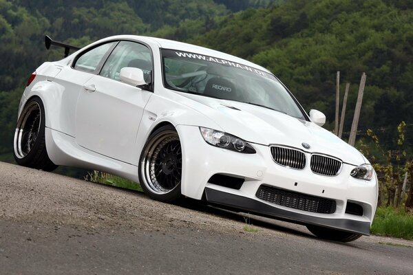 Blanc tuning BMW M3