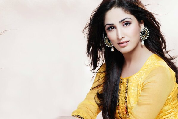 Famous Bollywood actress in yellow dress