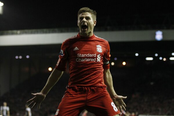 Der allmächtige Stephen Gerrard ist in England. Fußball-Premier League. Liverpool Barclays