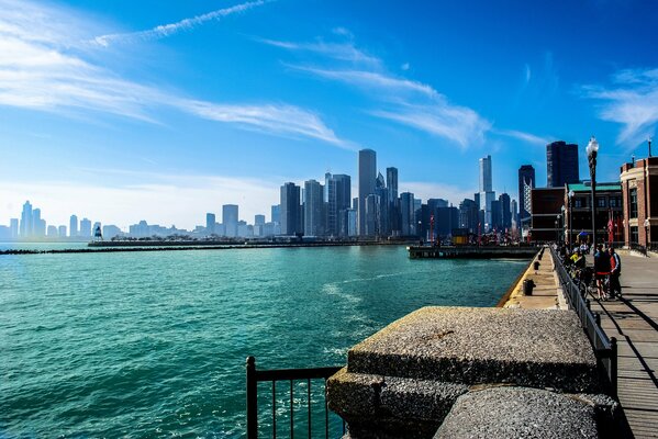 View of skyscrapers and rivers in Chicago