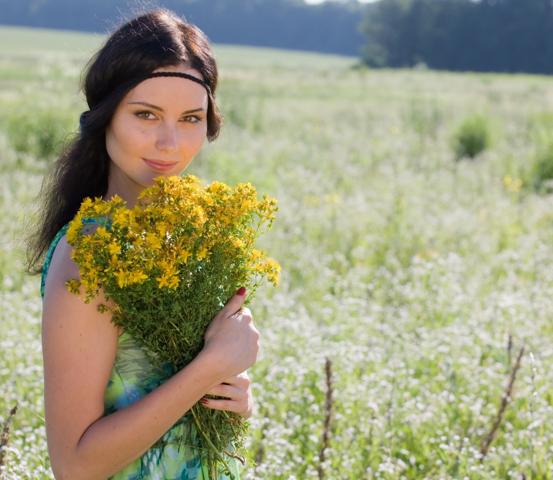 maria sweden fashion model beauty flower bouquet the field meadow summer