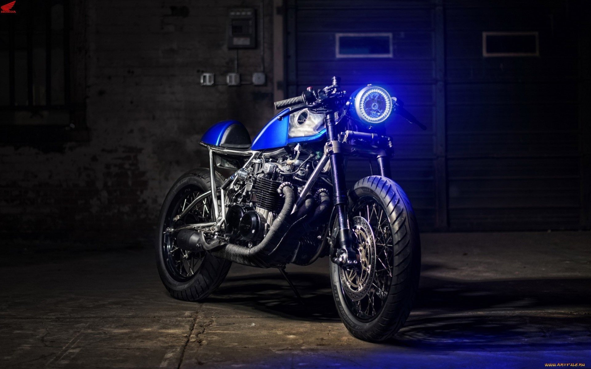 classic honda cafe-racer custom customs cafe racer tuning personalizacja motocykle styl klasyka honda