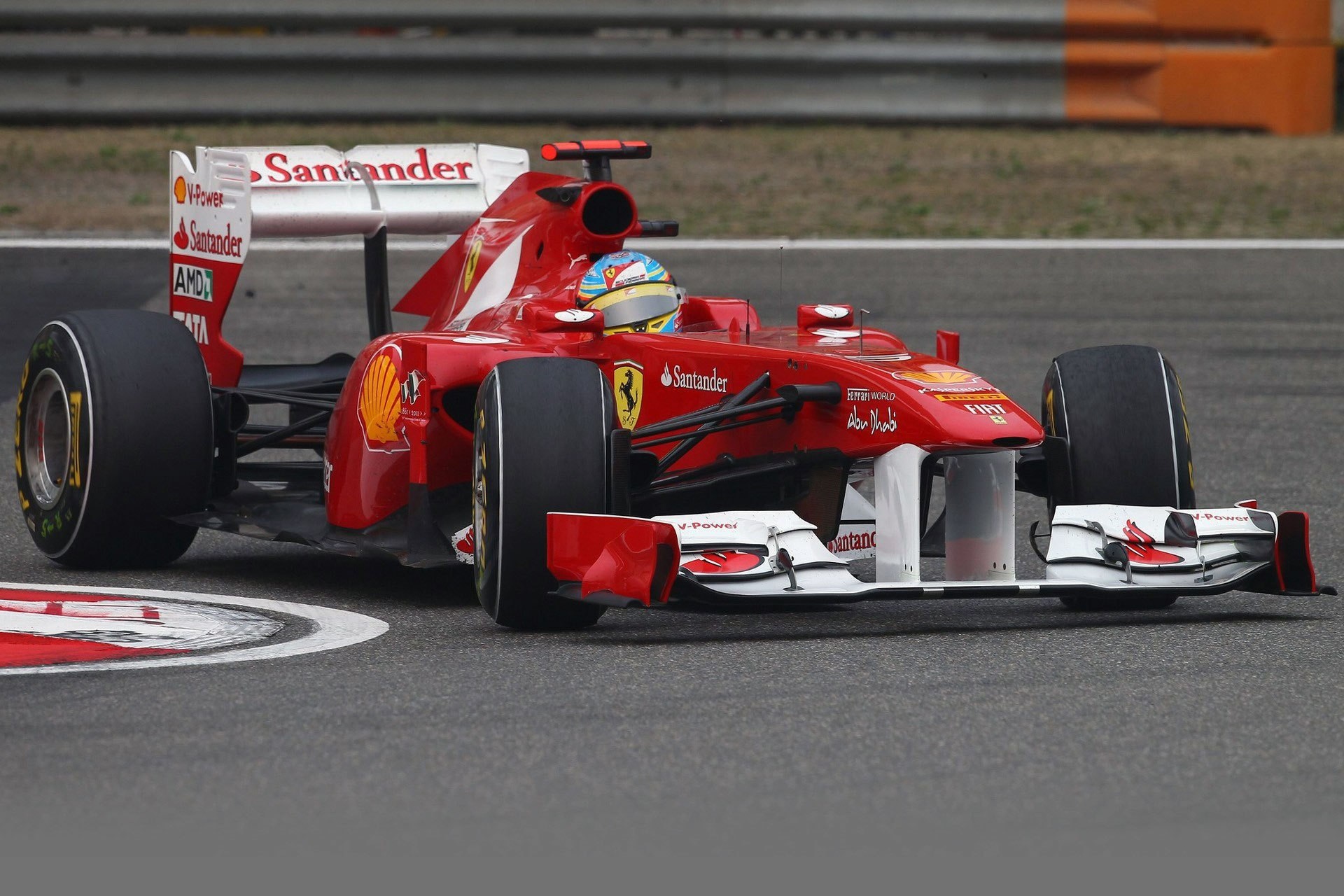 fernando alonso zakręt tor chiny formuła 1 ferrari 150 italia pilot f1 kierowca ferrari szanghaj 2011