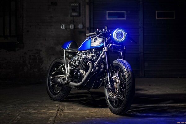 Classic Honda Motorcycle Blue-Black