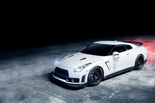 Nissan GTR sintonizzata sta