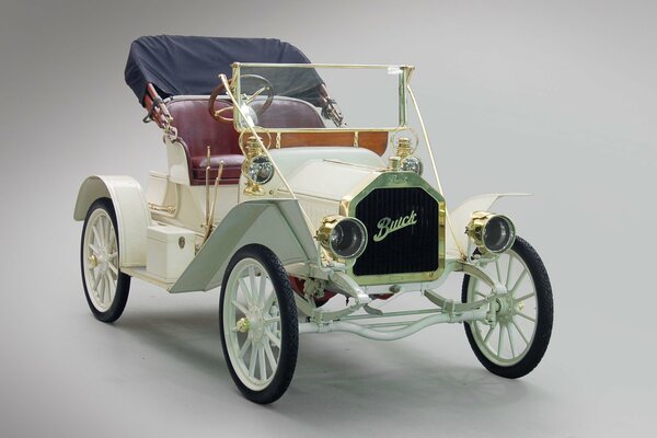 White retro convertible 1908 year of manufacture yes