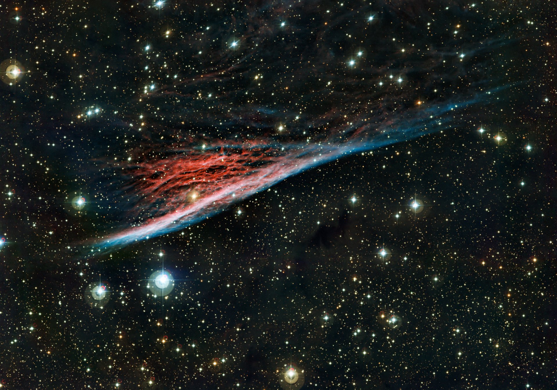 ngc 2736 туманность карандаш карандаш туманность газ звезды созвездие парусов