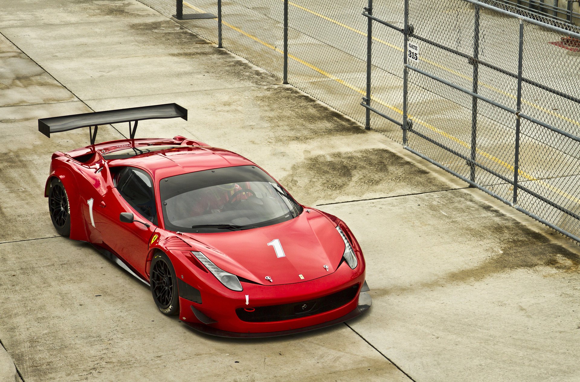 ferrari забор красная италия red феррари 458 пилот italia