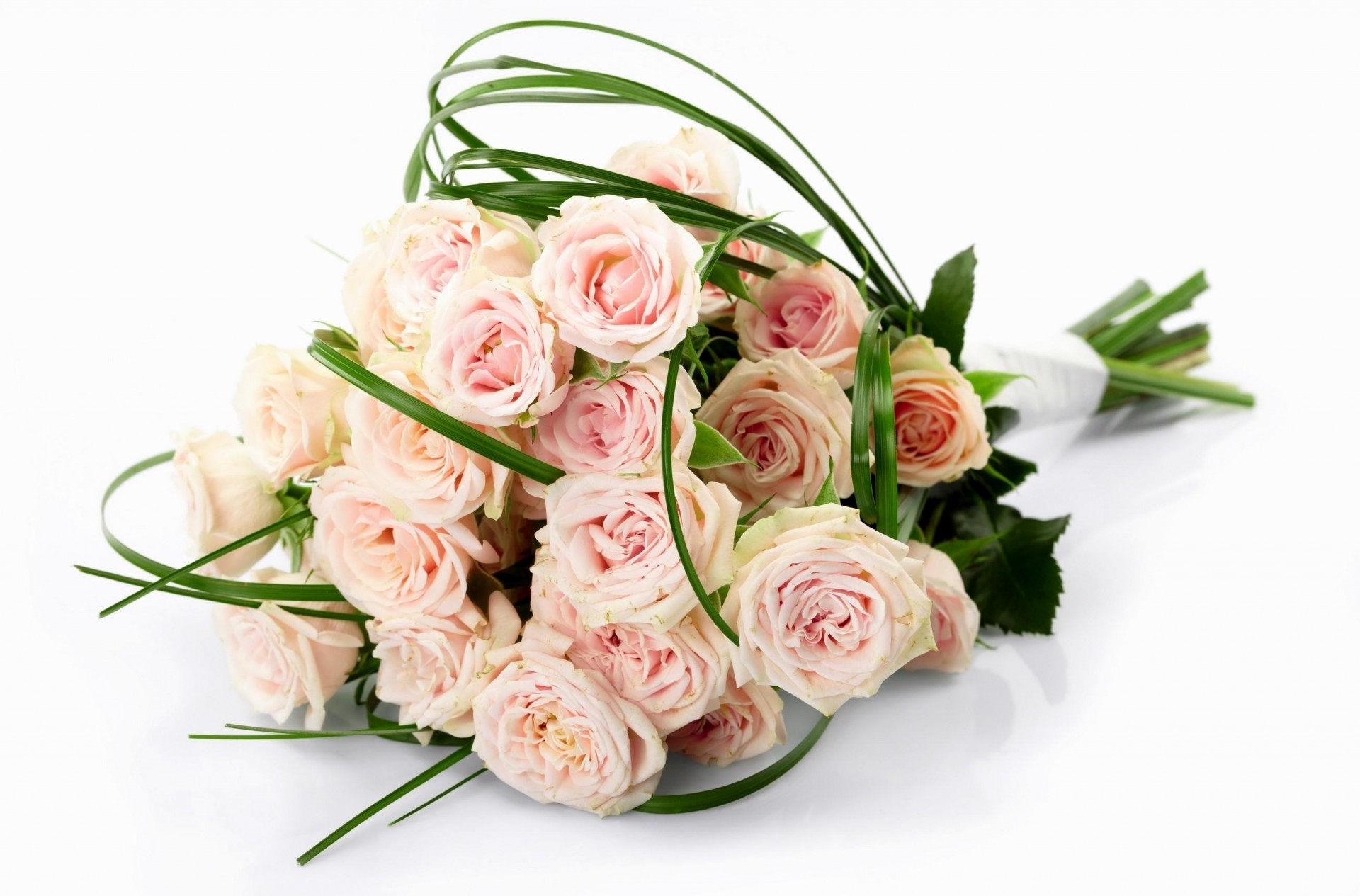 doux bouquet fleurs roses conception