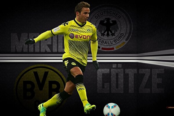 Match de football du Borussia Dortmund, Mario Geze donne un coup de pied au ballon