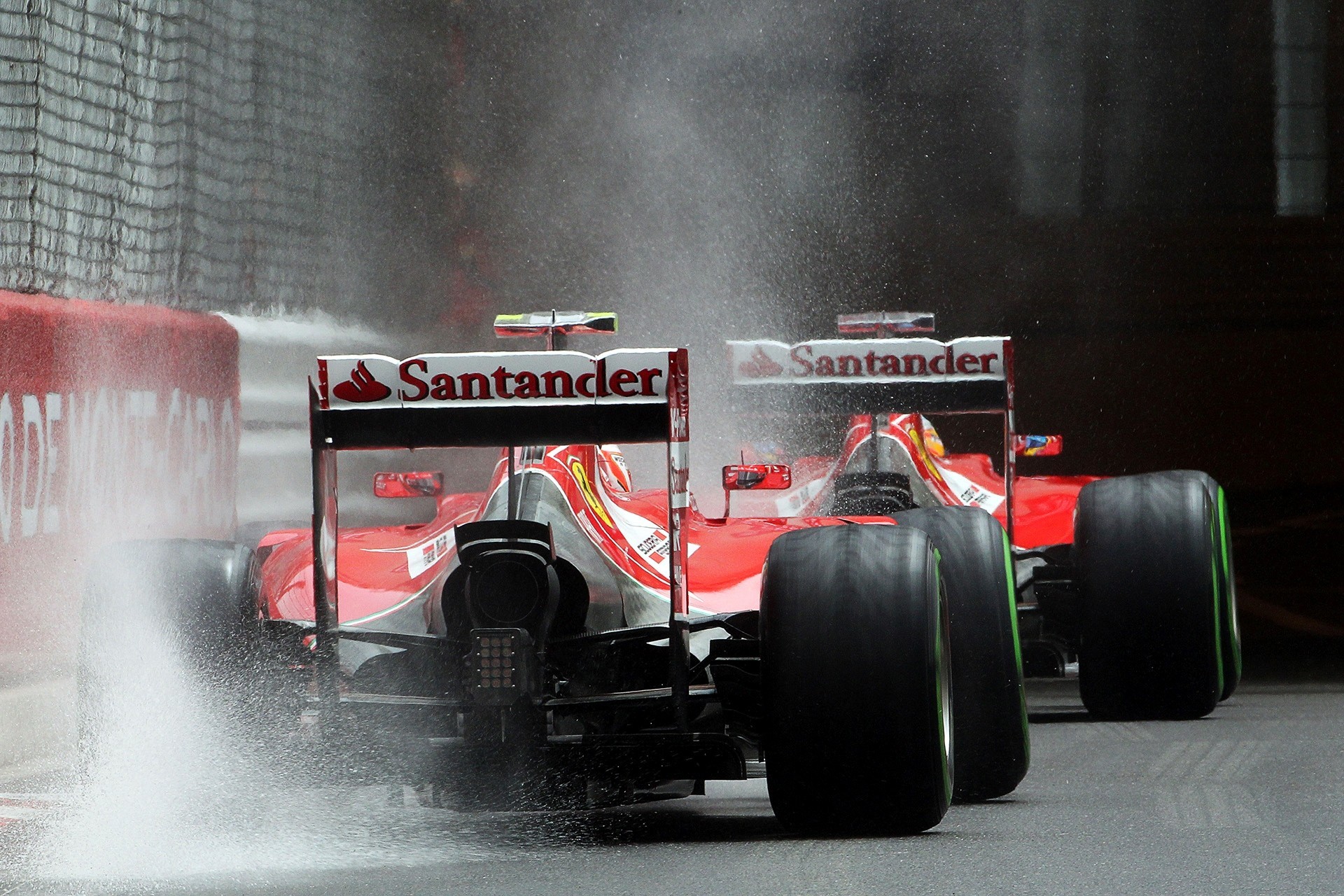 ferrari corse motorsport spray f1 formula 1