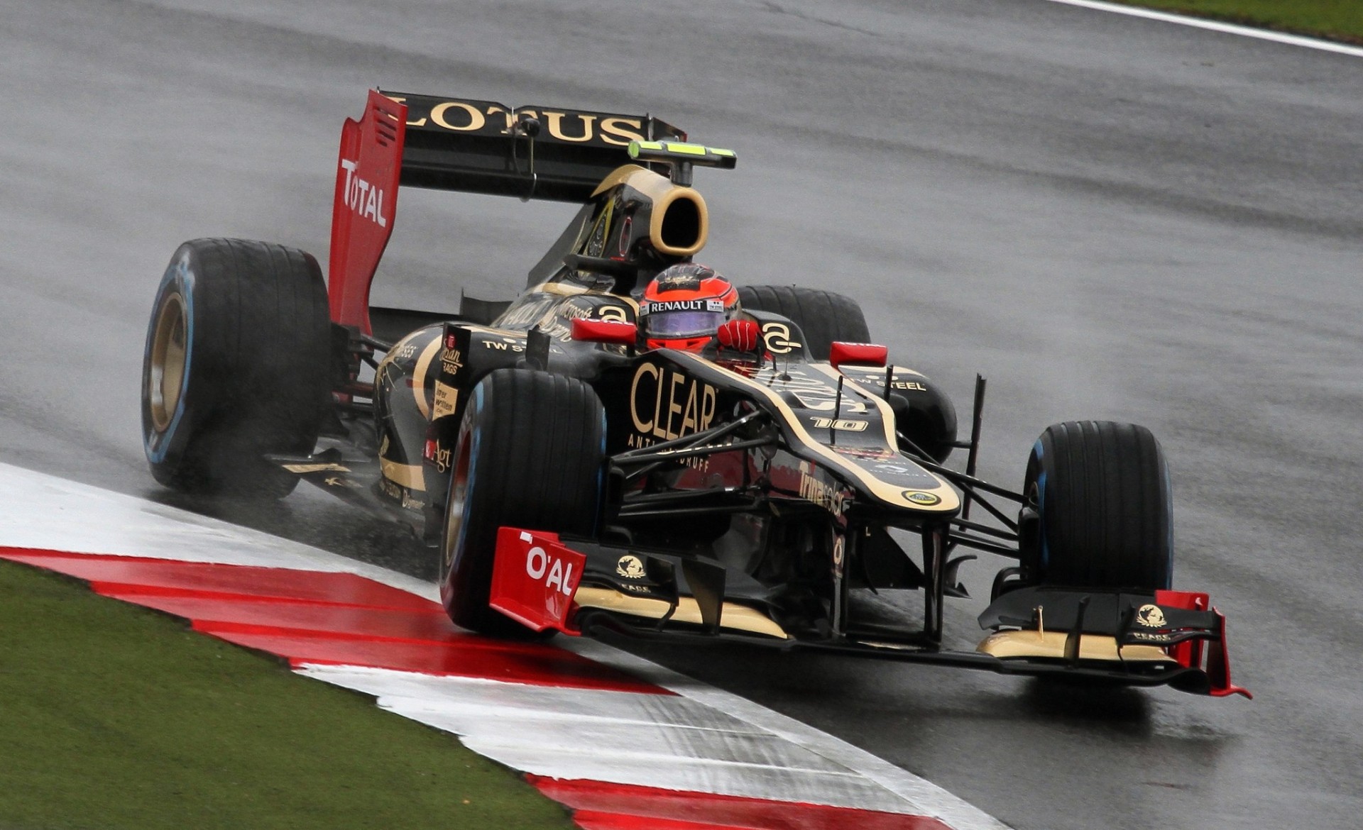 f1 сильверстоун lotus renault 2