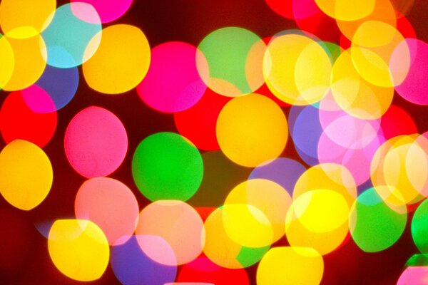 Bokeh-Effekt: Bunte Weihnachtsbeleuchtung