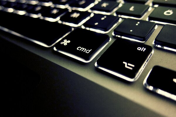 Schwarze Tastatur mit Hintergrundbeleuchtung, Tasten
