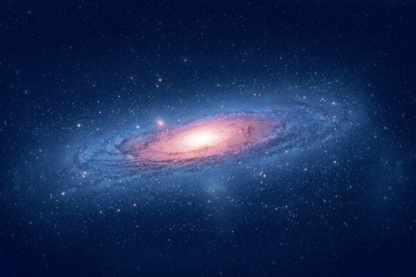 Wyraźny obraz galaktyki w przestrzeni
