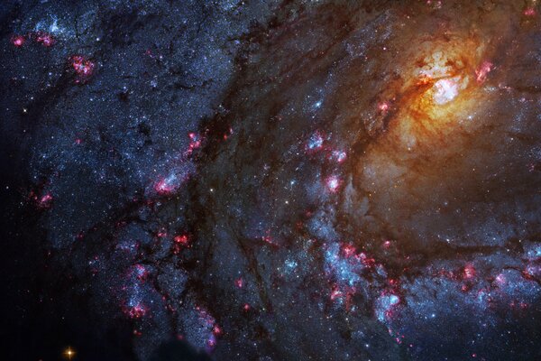 El nacimiento de una nueva galaxia espiral