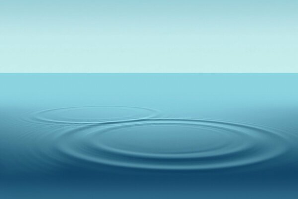 Círculos en el agua de color azul