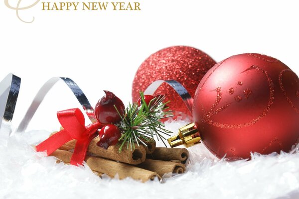 Bolas rojas para año nuevo y Navidad