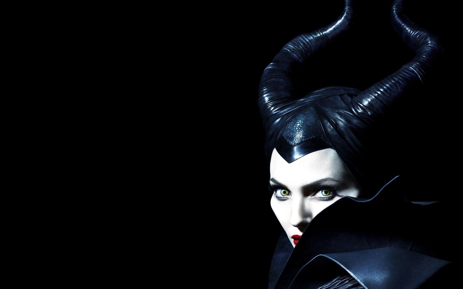 abenteuer prominente schauspielerinnen magie schwarzer hintergrund ansicht maleficent angelina jolie fantasien