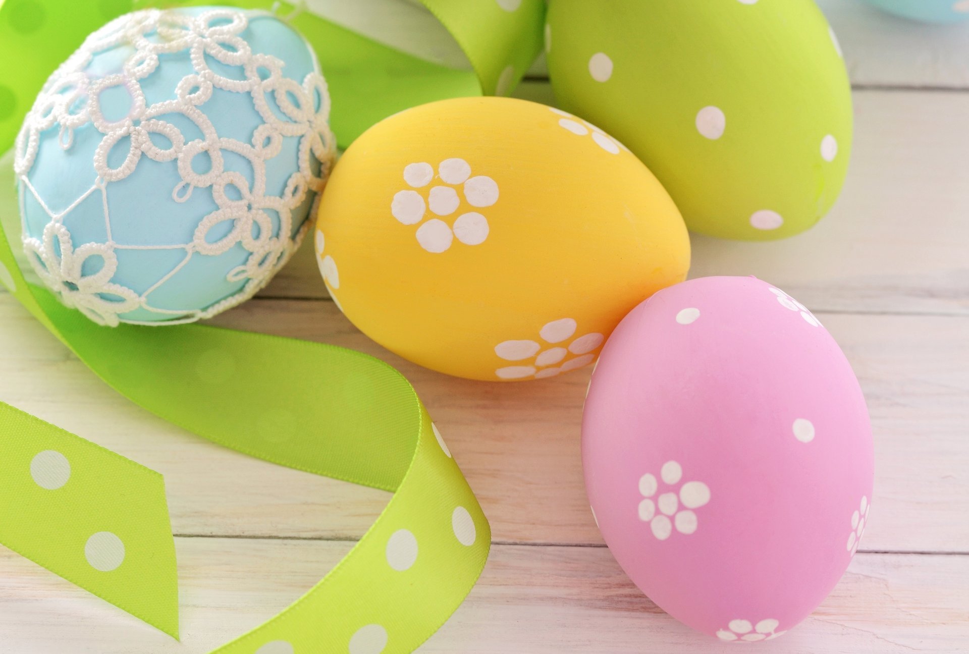 easter yellow pink eggs ribbon blue easter