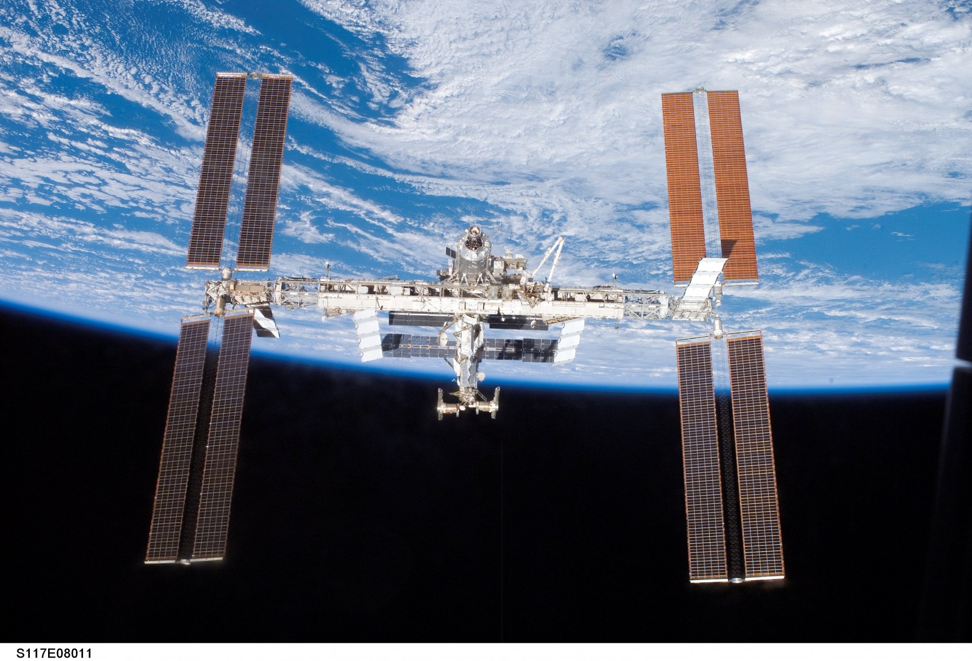 iss orbitalstation planet erde