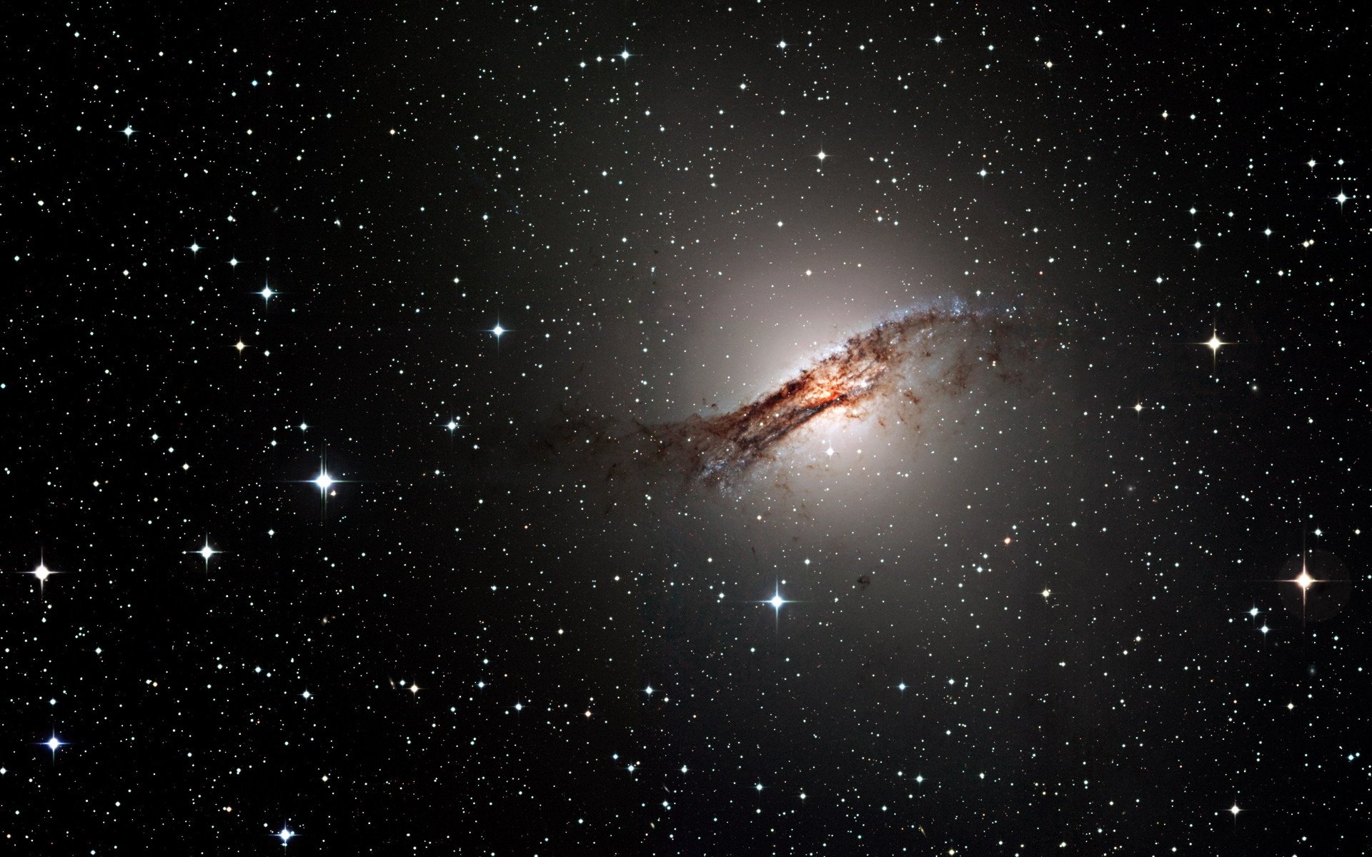 zdezdy galaxy cluster light