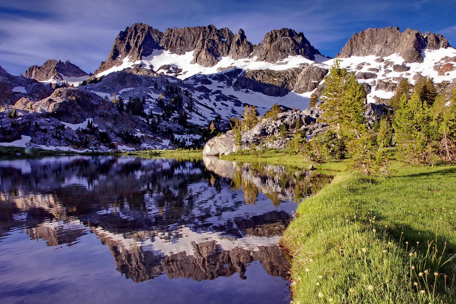 montagne lago cielo riflessione rocce