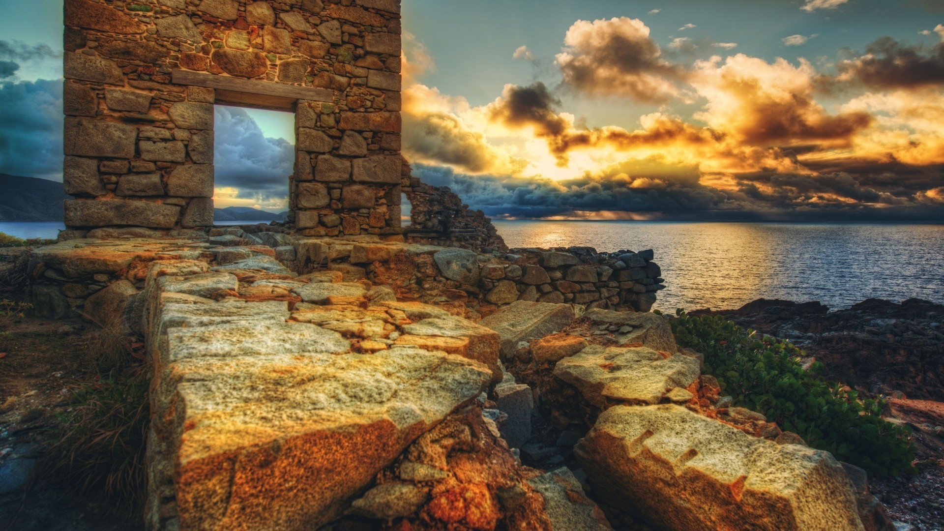 castillo ruinas puesta de sol nubes