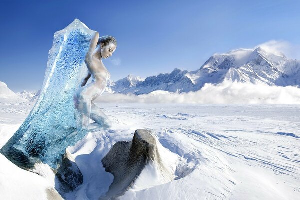 Fotoshooting des Mädchens rund um die eisige Natur